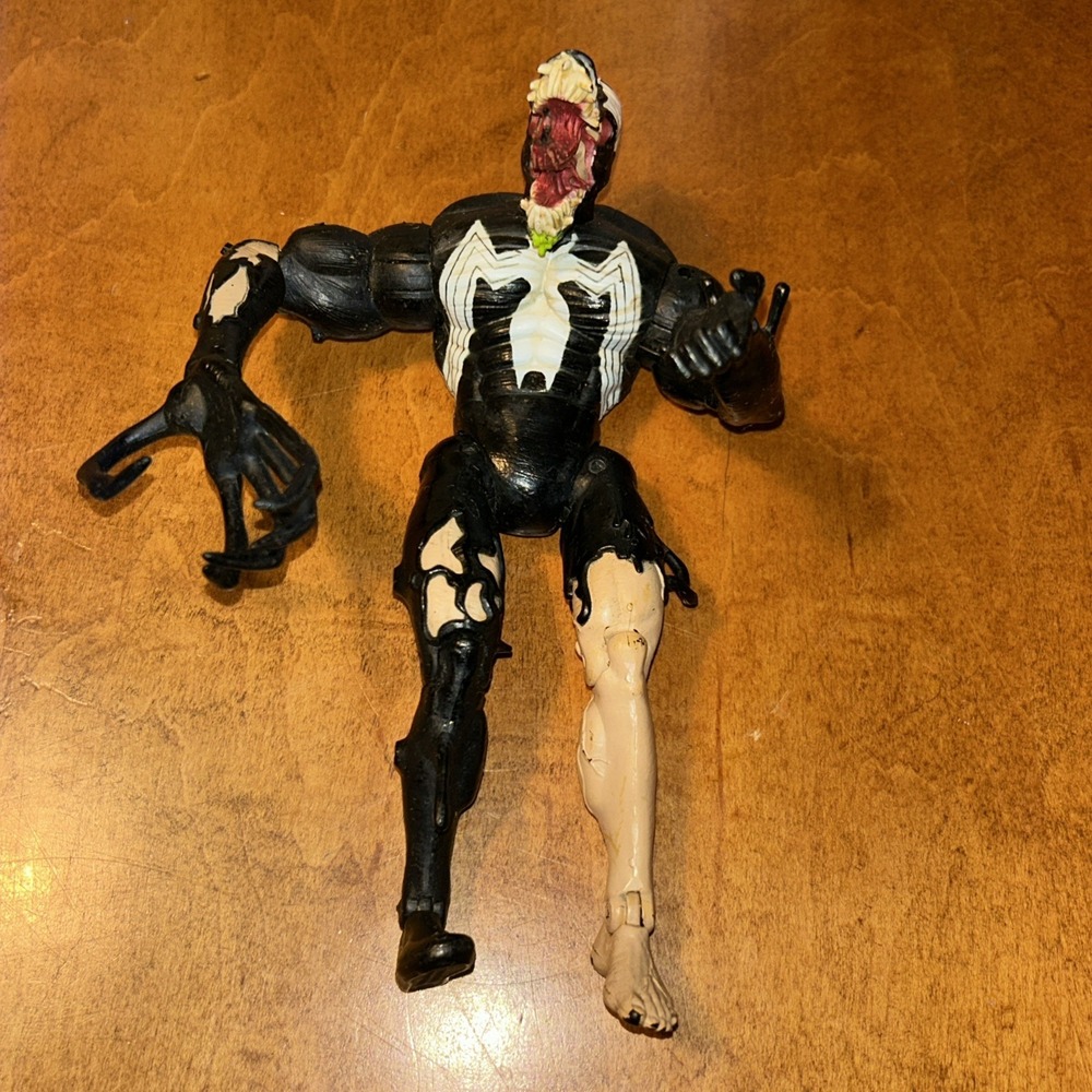 Marvel Legends Transforming Venom 7" Figure Spider-Man Classics ToyBiz 2001